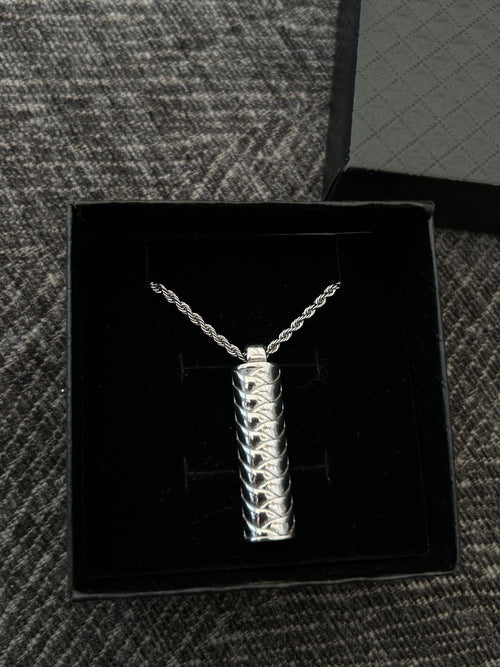 Stainless Steel Welded Weave Pendent With Necklace